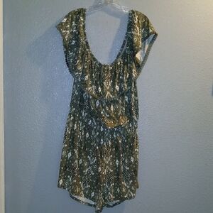 Derek Heart Olive Green Women's Top